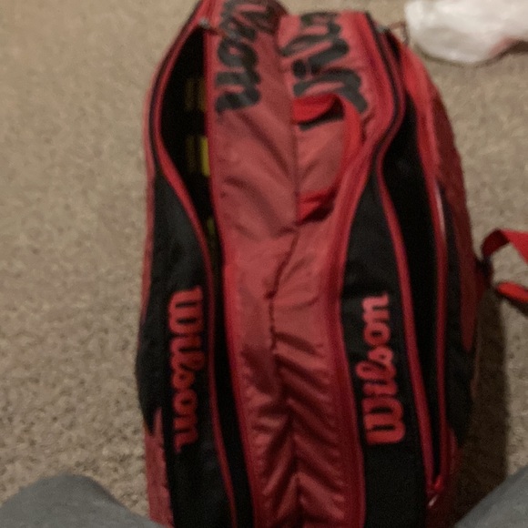 Wilson Tennis Bag - Picture 3 of 4